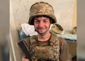 Bericht: Britischer Teenager bei erstem Einsatz für Kiew "innerhalb weniger Minuten" getötet