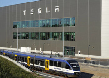 Brandanschlag in Berlin – Tesla-Angestellte sollten nicht zur Arbeit kommen