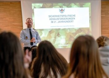 Bundeswehr in bayerischen Schulen? Nein Danke! Klage gegen Bundeswehrgesetz
