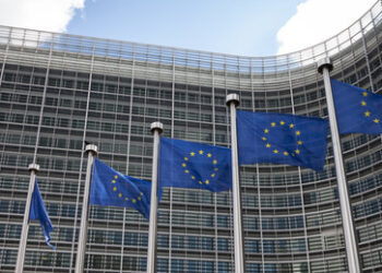 EU verhängt Sanktionen gegen "Schattenflotte" sowie Aluminium aus Russland