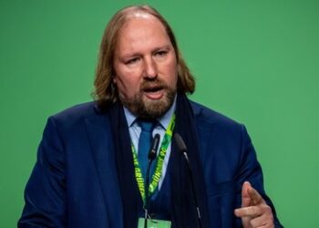 Grüne: Hofreiter will mindestens 500 Milliarden für Aufrüstung – nach der Wahl