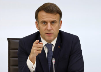 Macron warnt vor Wiederholung der Minsker Abkommen