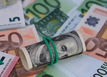 Russland: Abrechnungen in US-Dollar und Euro für Im- und Exporte auf Tiefstand