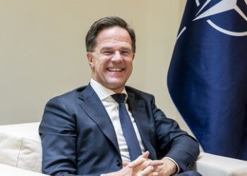 Wie Mark Rutte für Kanonen statt Butter wirbt