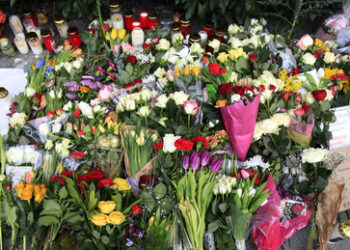 Zweijähriges Kind und seine Mutter nach islamistischem Anschlag in München gestorben