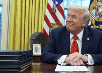 "Vielleicht werden sie eines Tages russisch sein": Trump will von Kiew 500 Milliarden Dollar zurück