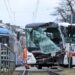 12 Verletzte: Zusammenstoß von Bus und Straßenbahn in München