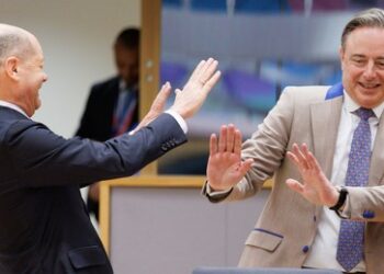 Aufrüstungsgipfel in Brüssel: Hunderte Milliarden für den Krieg