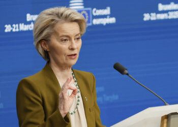 Die Welt reagiert auf die Ankündigung von US-Autozöllen – Laschet: "Mit voller Wucht reagieren"