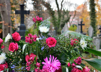 Eine Beerdigung ganz ohne Klasse - Die Debatte zur Billionenschuld im im Bundestag