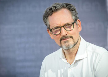 Preis und 20.000 Euro: Hirschausen wird für Klima-Hysterie und COVID-Impfempfehlung belohnt