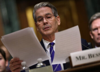 US-Finanzminister: Aggressive Sanktionen gegen Russland als Mittel für Frieden