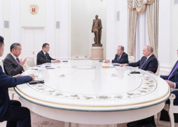 Wang Yi: Beziehungen zu Russland sind ein wichtiger Stabilitätsfaktor in einer turbulenten Welt (2)