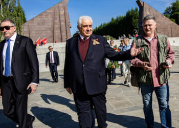 Bericht: Bezirk Treptow-Köpenick plant nicht, russische Diplomaten am 9. Mai auszusperren