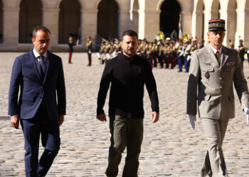 Bericht: Nur sechs westliche Staaten zu Entsendung von Truppen in die Ukraine bereit