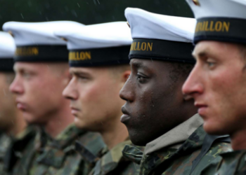 Bundeswehr mit Wehrpflicht: Auf Sand gebaut