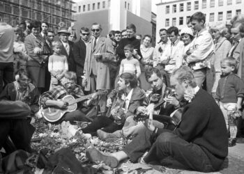 Die 68er Bewegung – Wie das Ziel einer friedlichen Gesellschaft zu Fall gebracht wurde