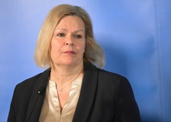 Faeser-Ministerium fordert Zivilschutzübungen an Schulen – Bürger sollen Vorräte anlegen