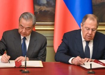 Lawrow kündigt Vorbereitungen zu russisch-chinesischem Gipfeltreffen im Mai an