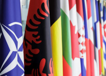 New York Times: Die USA könnten "fast die ganze" NATO-Finanzierung streichen