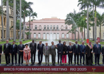 Treffen der BRICS-Minister: China warnt vor Protektionismus