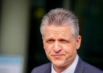 Trotz massiver Neuverschuldung: Bundesregierung verordnet sozialen Kahlschlag