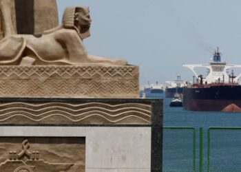 Trump fordert kostenlose Passage durch Suezkanal