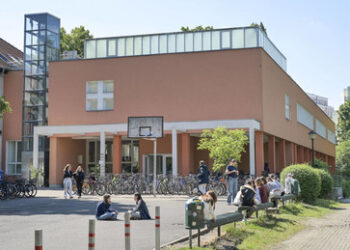 Bombenalarm in deutschen Schulen – Hunderte Bildungseinrichtungen erhielten Drohmails