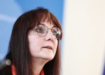 Brandenburg: Innenministerin entlässt Verfassungsschutzchef