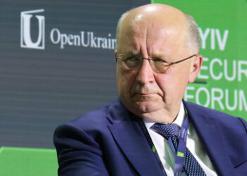 EU-Verteidigungskommissar: Russland wird Waffenstillstand für Vorbereitung neuer Kriege nutzen