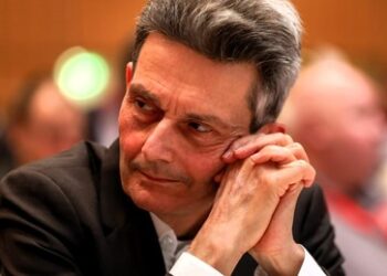 Ex-SPD-Fraktionschef Mützenich verteidigt Stegners Gespräche mit russischen Vertretern in Baku