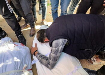 Israelische Luftangriffe im Gazastreifen: Neun Kinder einer Familie tot