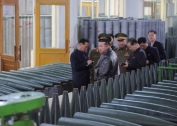 Kim Jong-un inspiziert Munitionswerk: Jahresproduktion dank Modernisierung vervierfacht