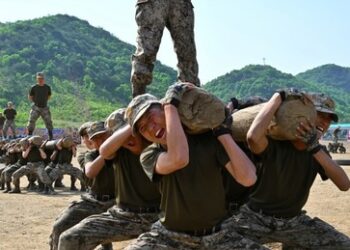 Kim Jong-un inspiziert Spezialkräfte: Soldaten müssen immer kampfbereit sein