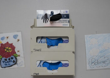 Missbrauch von 300 Kindern – milde Strafe empört Frankreich: Justiz und Behörden im Fokus