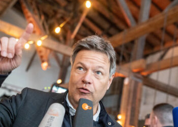 Northvolt-Pleite kostet Steuerzahler bis zu einer Milliarde Euro: Habeck drohte Kritiker mit Anzeige