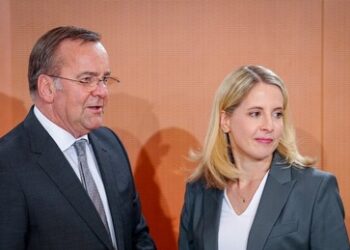 Pistorius will zehn Milliarden Euro mehr