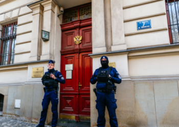 Polen schließt Russlands Generalkonsulat in Krakow aus fingiertem Anlass – Moskau kündigt Antwort an