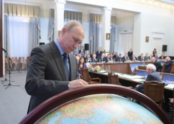 Russland braucht keine Zustimmung des Westens, um die Weltgeschichte zu gestalten