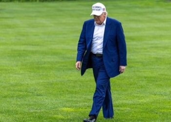 Trump erklärt: Putin ist "völlig grundlos verrückt geworden"