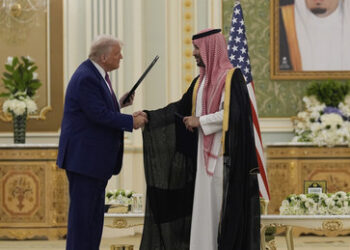 Trump schließt Milliardendeal mit Saudi-Arabien: KI und Rüstungsexporte im Fokus