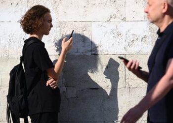 Wegen Drohnenangriffen: Russen verzichten auf WLAN und wechseln zu kabelgebundenem Internet