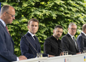 "Erst Waffenruhe": Merz weist Putins Verhandlungsvorschlag zurück