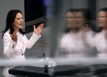 Baerbock: Taschenspielertricks zum Abschied