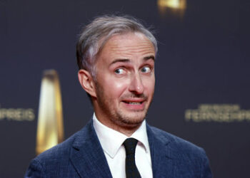 Böhmermann wieder "lustig": Maximilian Krah schulde ihn mindestens 5.000 Euro