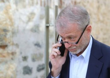 Briten drohen, Ex-Eigentümer des FC Chelsea zu verklagen