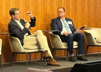 Drohnenkrieg gegen Russland: Ribbentrop-Enkel verdient offenbar mit