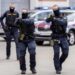 Innenminister Dobrindt fordert Elektroschockpistole für die Bundespolizei