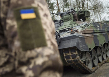 Kriegsverlängerung als Selbstzweck: NATO "hilft" der Ukraine weiter