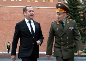 Medwedew: Mehrere Länder bereit, Iran direkt mit Kernwaffen zu beliefern